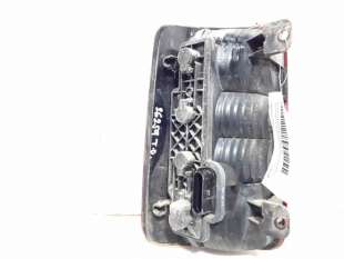 PILOTO TRASERO DERECHO VOLKSWAGEN CADDY III RANCHERA FAMILIAR (2010-2015) 1.6 TDI 102CV 1598CC - L.6866225 / 2K0945112C