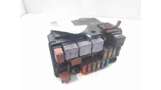CAJA RELES / FUSIBLES RENAULT LAGUNA II (2001-2007) 1.9 DCI (BG08, BG0G) 120CV 1870CC - L.6884527 / 8200283134