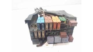 CAJA RELES / FUSIBLES RENAULT LAGUNA II (2001-2007) 1.9 DCI (BG08, BG0G) 120CV 1870CC - L.6884527 / 8200283134