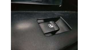 MANDO ELEVALUNAS TRASERO IZQUIERDO SSANGYONG REXTON 2.7 Turbodiesel (163 CV) DE 2006 - D.4719191