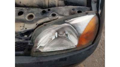 FARO IZQUIERDO FORD FIESTA BERLINA 1.3 (60 CV) DE 2002 - D.4721543