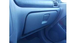 GUANTERA RENAULT CLIO II FASE I 1.2 (58 CV) DE 1998 - D.4721892