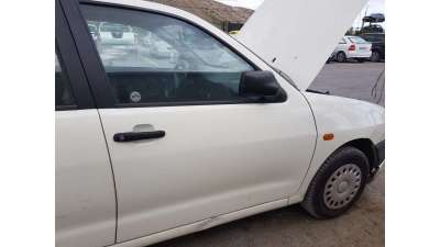PUERTA DELANTERA DERECHA SEAT CORDOBA BERLINA 1.4 (60 CV) DE 1995 - D.4725016