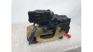 CERRADURA MALETERO / PORTON CHRYSLER VOYAGER 2.5 CRD (143 CV) DE 2003 - D.4726473 / SIN REF 2