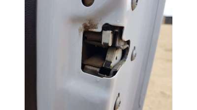 CERRADURA PUERTA DELANTERA DERECHA PEUGEOT BOXER COMBI 2.2 Blue-HDI FAP (165 CV) DE 2023 - D.4728057