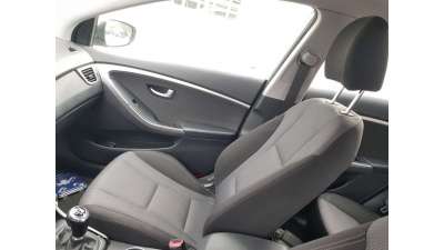 ASIENTO DELANTERO DERECHO HYUNDAI I30 1.4 CRDi (90 CV) DE 2013 - D.4728324