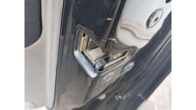 CERRADURA PUERTA DELANTERA DERECHA RENAULT SCENIC II 1.9 dCi D (120 CV) DE 2005 - D.4731705