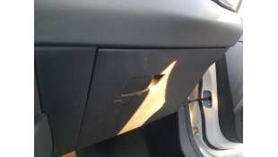 GUANTERA RENAULT CLIO V 1.5 BLUE DCI (101 CV) DE 2021 - D.4732047