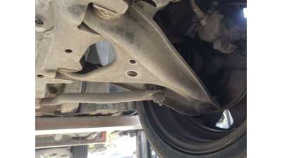 BRAZO SUSPENSION INFERIOR DELANTERO IZQUIERDO DACIA SANDERO 0.9 TCE (90 CV) DE 2017 - D.4736445