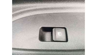 MANDO ELEVALUNAS TRASERO DERECHO HYUNDAI I20 1.0 TGDI (101 CV) DE 2021 - D.4737397