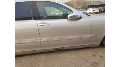 PUERTA DELANTERA DERECHA MERCEDES CLASE S  BERLINA 3.2 CDI (197 CV) DE 2000 - D.4739965