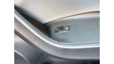 MANDO ELEVALUNAS DELANTERO DERECHO SEAT IBIZA 1.2 TSI (86 CV) DE 2013 - D.4741529