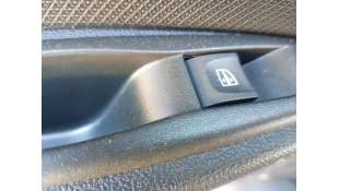 MANDO ELEVALUNAS TRASERO IZQUIERDO RENAULT CLIO IV 0.9 TCE (90 CV) DE 2017 - D.4747465