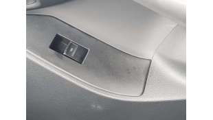 MANDO ELEVALUNAS DELANTERO DERECHO TOYOTA VERSO 2.0 D-4D (126 CV) DE 2010 - D.4748472