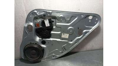 ELEVALUNAS TRASERO DERECHO FORD KUGA 2.0 TDCi (136 CV) DE 2010 - D.4748601 / 8V41S264A26AD