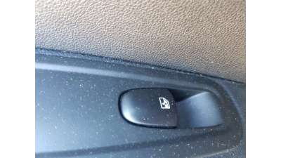MANDO ELEVALUNAS TRASERO IZQUIERDO RENAULT KADJAR 1.5 dCi D FAP Energy (110 CV) DE 2015 - D.4749203