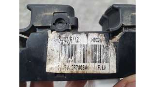 MANDO ELEVALUNAS DELANTERO IZQUIERDO  HYUNDAI SANTA FE 2.2 CRDi (155 CV) DE 2010 - D.4749281 / SIN REF