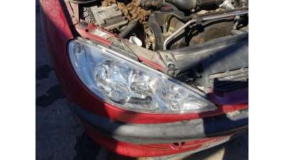 FARO DERECHO PEUGEOT 206 BERLINA 1.4 HDi (68 CV) DE 2003 - D.4749645