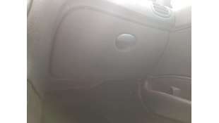 GUANTERA PEUGEOT 206 BERLINA 1.4 HDi (68 CV) DE 2003 - D.4749648