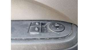 MANDO ELEVALUNAS DELANTERO IZQUIERDO  FORD FOCUS C-MAX 1.6 16V (101 CV) DE 2006 - D.4750128