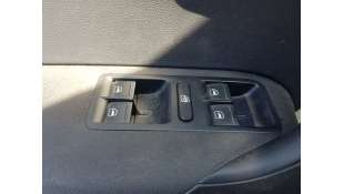 MANDO ELEVALUNAS DELANTERO IZQUIERDO  VOLKSWAGEN POLO 1.2 TSI (90 CV) DE 2013 - D.4750453