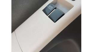 MANDO ELEVALUNAS DELANTERO IZQUIERDO  TOYOTA YARIS 1.4 Turbodiesel (90 CV) DE 2007 - D.4752638