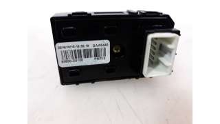 MANDO ELEVALUNAS DELANTERO DERECHO KIA SPORTAGE 1.7 CRDi (116 CV) - 1409162 / 93590D9100 - 93590D9100
