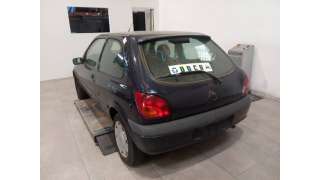 FORD FIESTA BERLINA DX Ghia 2001 3p - 22605