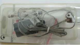 TUNING ACCESORIO UNIVERSAL - 1052283 / 8421779435367 - TUBO NEON LUZ NEGRA 30CM, 12V. . NUEVO.  NEON TUBE BLACK LIGHT 12INCH-30C 2