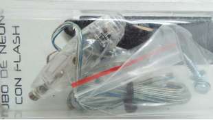 TUNING ACCESORIO UNIVERSAL - 1052287 / 8421779516172 - TUBO NEON  CON FLASH AZUL 25CM, 12V. . NUEVO.  NEON TUBE WITH FLASH BLUE  2
