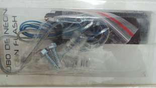 TUNING ACCESORIO UNIVERSAL - 1052288 / 8421779516172 - TUBO NEON  CON FLASH AZUL 25CM, 12V. . NUEVO.  NEON TUBE WITH FLASH BLUE  2