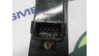 MANDO ELEVALUNAS TRASERO DERECHO MITSUBISHI L 200 / TRITON (2005-2015) 2.5 DI-D 4WD (KB4T) 136CV 2477CC - L.353213 / MR5879