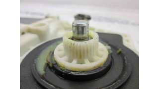 MOTOR ELEVALUNAS TRASERO DERECHO VOLKSWAGEN GOLF IV (1997-2004) 1.9 TDI 110CV 1896CC - L.409388 / 1J4959812CFKZ