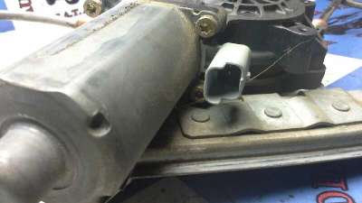 ELEVALUNAS DELANTERO DERECHO OPEL ASTRA F (1992-1998) 1.7 TDS (F19, M19) 82CV 1686CC - L.603778 / 90360535
