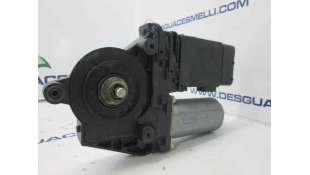 MOTOR ELEVALUNAS DELANTERO DERECHO VOLKSWAGEN PASSAT (1996-2000) 1.9 TDI 90CV 1896CC - L.675200 / 0130821694