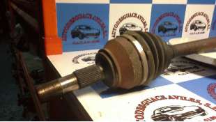 CAJA RELES / FUSIBLES OPEL VECTRA C GTS (2002-2006) 2.2 DTI 16V (F68) 125CV 2172CC - L.942910 / 93180087