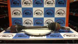 CAJA RELES / FUSIBLES OPEL VECTRA C GTS (2002-2006) 2.2 DTI 16V (F68) 125CV 2172CC - L.942910 / 93180087 2