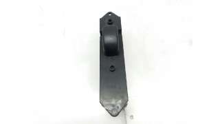 MANDO ELEVALUNAS TRASERO DERECHO MITSUBISHI MONTERO SPORT I (2002-) 2.5 TD (K94W, K74T) 115CV 2477CC - L.3285371 / MR194819