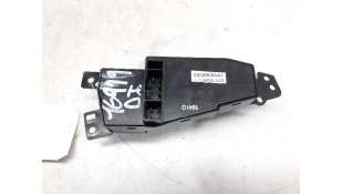 MANDO ELEVALUNAS DELANTERO IZQUIERDO CHRYSLER SEBRING (2001-2007) 2.0 141CV 1996CC - L.4459309 / 05026004AA 2