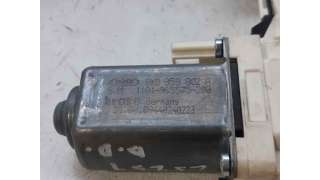 MOTOR ELEVALUNAS DELANTERO DERECHO AUDI A4 (2007-2015) - L.6601858 / 8K0959802A