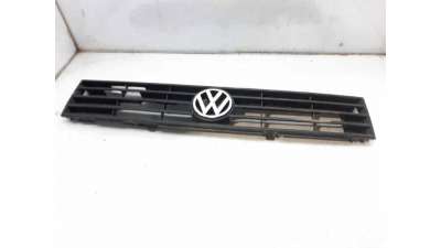 REJILLA DELANTERA VOLKSWAGEN POLO (1982-1989) 1.3 75CV 1272CC - L.6942434 / 867853653G