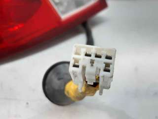 PILOTO TRASERO IZQUIERDO HYUNDAI ACCENT II (2000-2005) 1.3 86CV 1341CC - L.6980918 / 9240125220