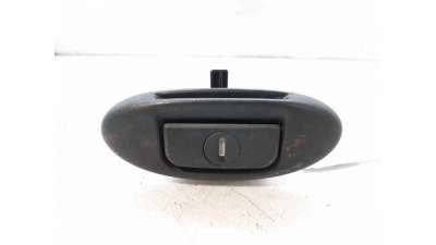 MANETA EXTERIOR PORTON RENAULT MEGANE I CLASSIC (1999-2003) 1.6 16V (LA00, LA04, LA0B, LA11, LA16, LA19, LA1J, LA1K,... 107