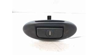 MANETA EXTERIOR PORTON RENAULT MEGANE I CLASSIC (1999-2003) 1.6 16V (LA00, LA04, LA0B, LA11, LA16, LA19, LA1J, LA1K,... 107