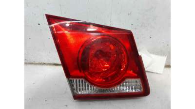 PILOTO TRASERO IZQUIERDO INTERIOR CHEVROLET CRUZE (2009-) 2.0 CDI 150CV 1991CC - L.7025024 / 95130772