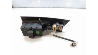 MANDO ELEVALUNAS DELANTERO IZQUIERDO OTROS VEHICULOS - L.7027926 / 183574
