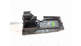 MANDO ELEVALUNAS TRASERO IZQUIERDO OTROS VEHICULOS - L.7027928 / 190706 2