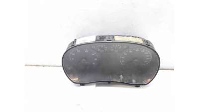 CUADRO INSTRUMENTOS VOLKSWAGEN POLO (2001-2008) 1.4 16V 75CV 1390CC - L.7036837 / 6Q0920803V