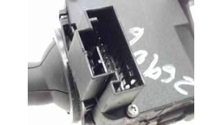 MANDO VOLANTE SEAT TOLEDO IV (2012-2015) 1.6 TDI 105CV 1598CC - L.7053509 / 6RA953501K