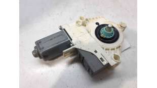 MOTOR ELEVALUNAS DELANTERO DERECHO LAND ROVER DISCOVERY III (2004-2009) 2.7 TD 4X4 190CV 2720CC - L.7055714 / CUR000141